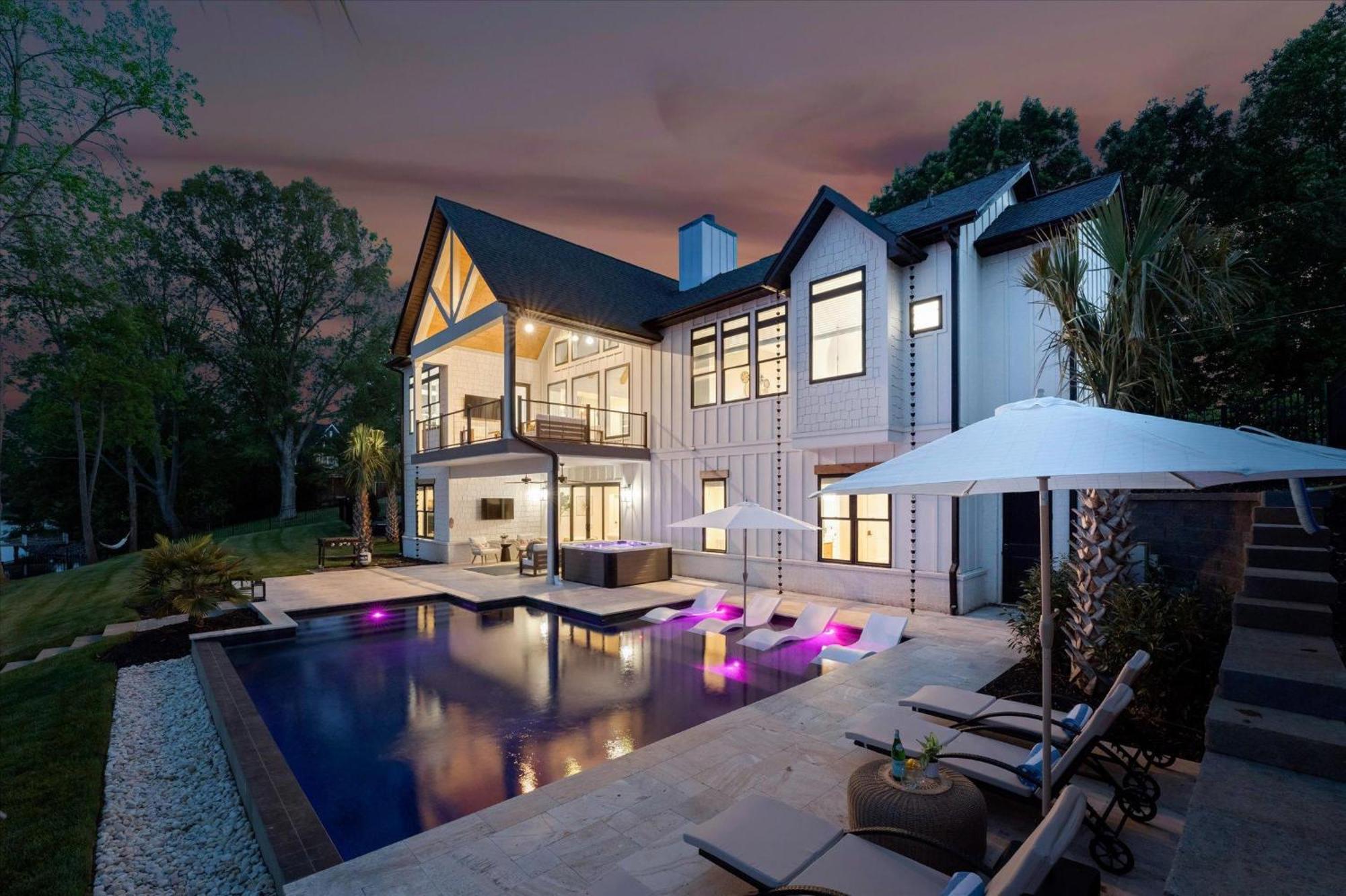 Hogan Crest Villa Mooresville Buitenkant foto