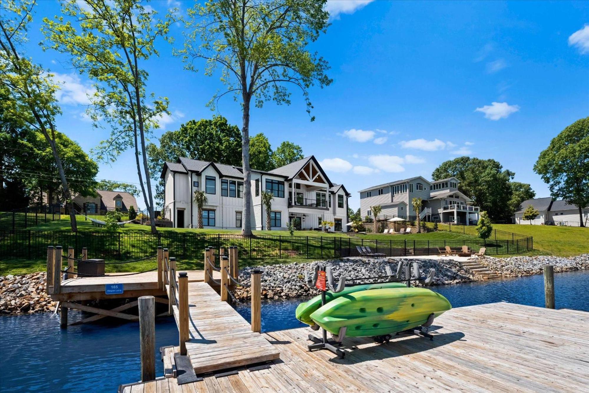 Hogan Crest Villa Mooresville Buitenkant foto