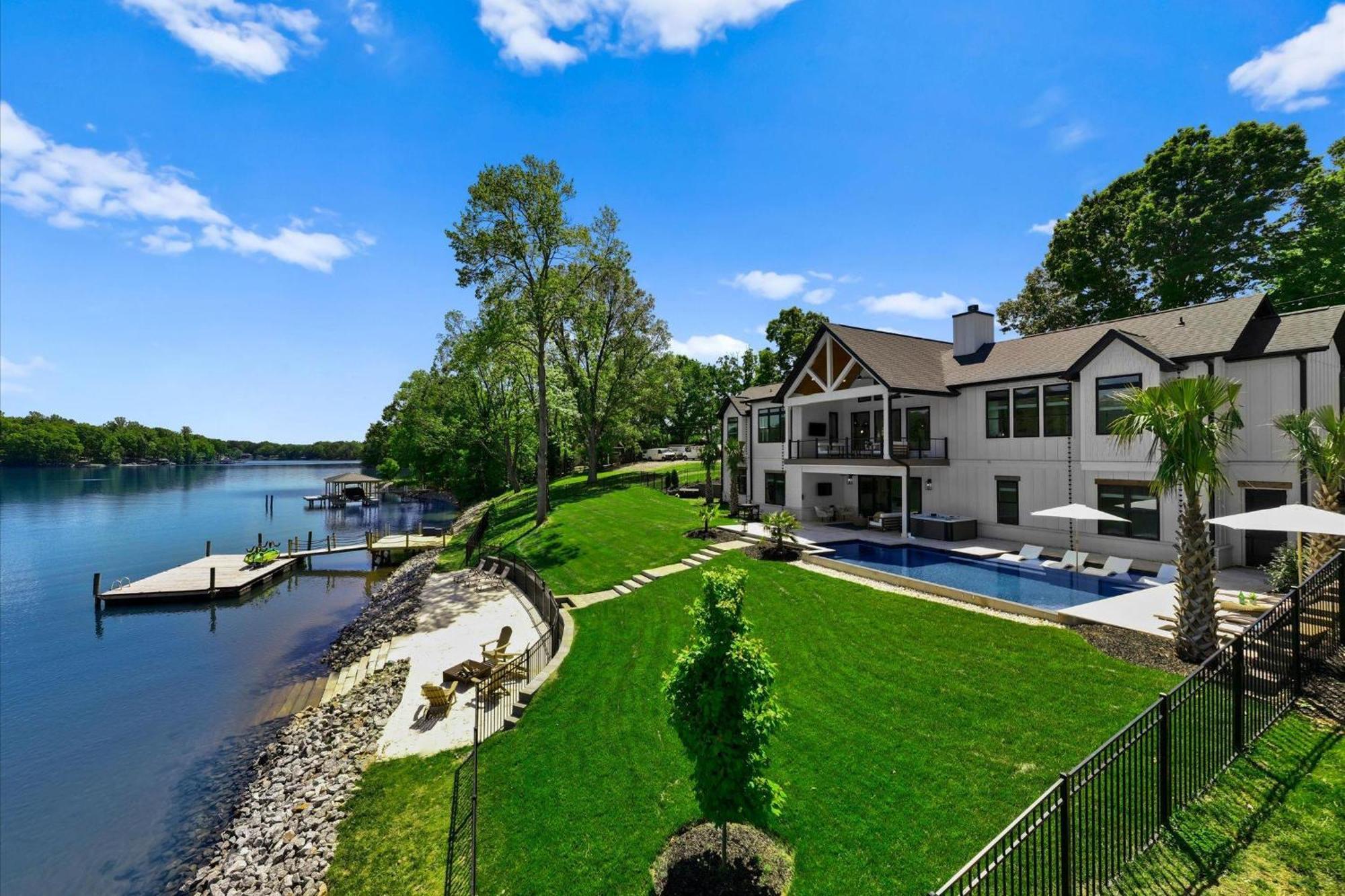 Hogan Crest Villa Mooresville Buitenkant foto