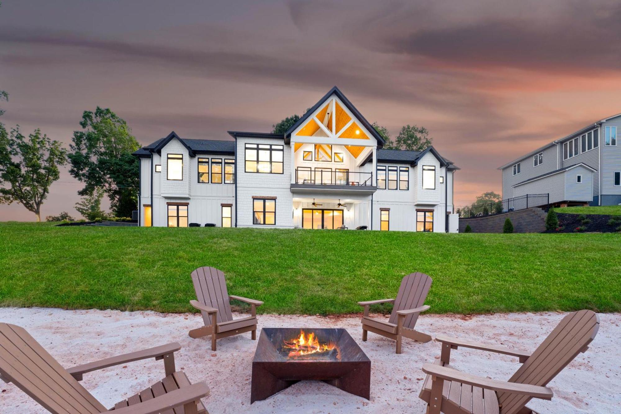 Hogan Crest Villa Mooresville Buitenkant foto